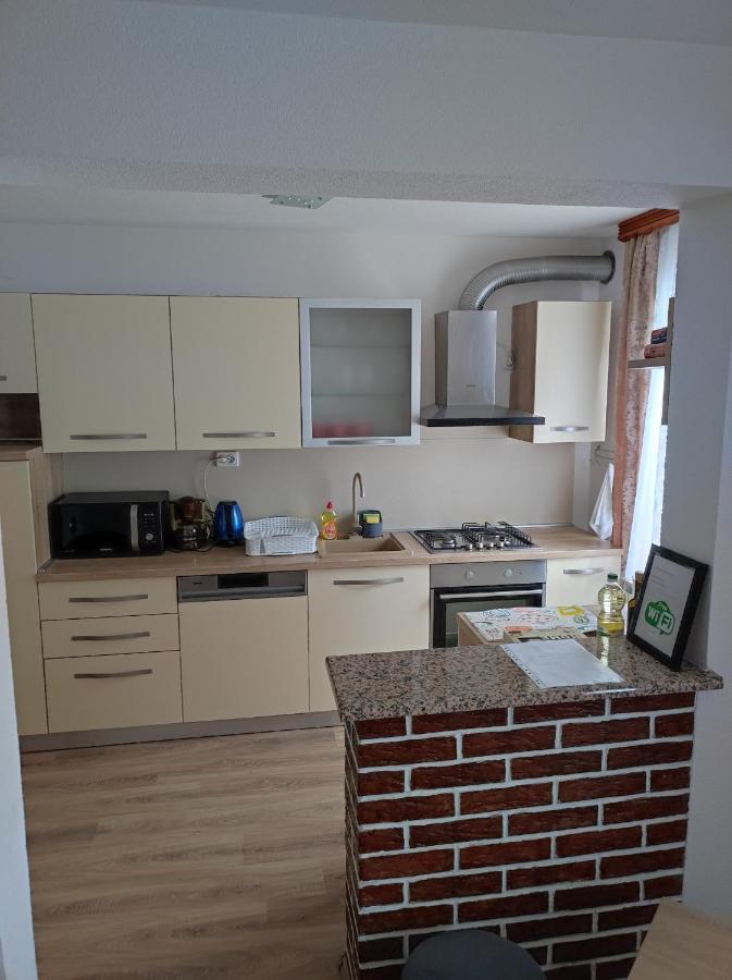 Apartment Sanja Smoljanac Exterior photo